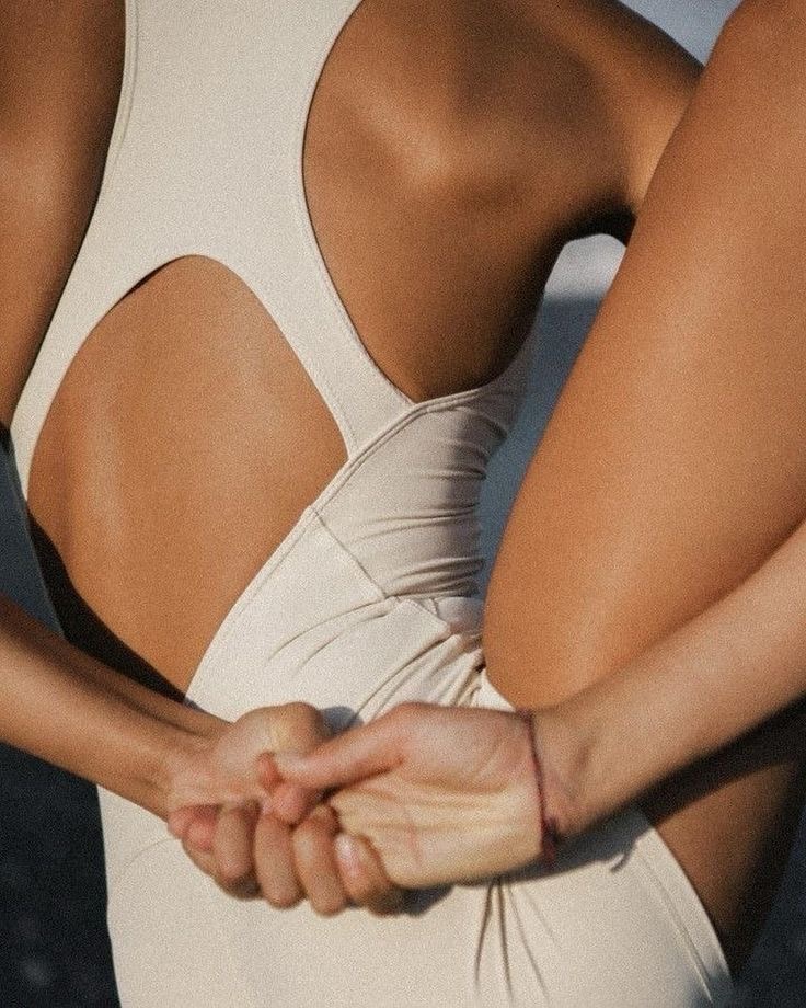El autocuidado empieza con pequeños gestos. En Kim & Co. los transformamos en experiencias de belleza y bienestar.